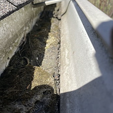 Roof-Cleaning-Performed-in-Six-Nations-Ontario 0